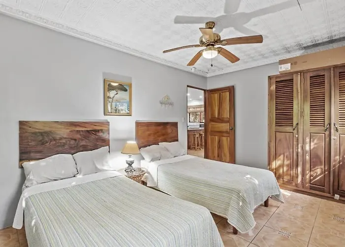 2-bedroom House With Pool * Playa Flamingo