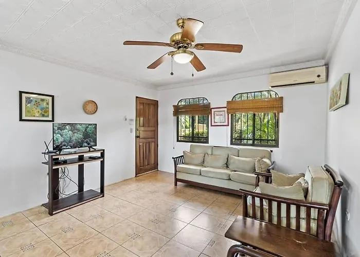 2-bedroom House With Pool * Playa Flamingo